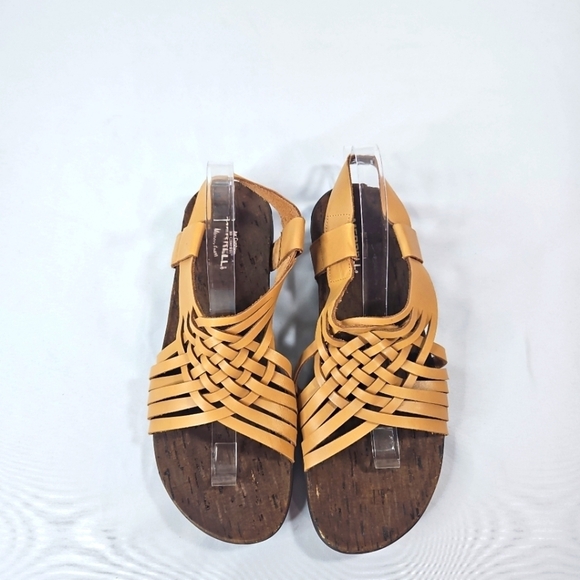 MERRELL Tan Leather Sandals Sz 10 - Picture 5 of 8